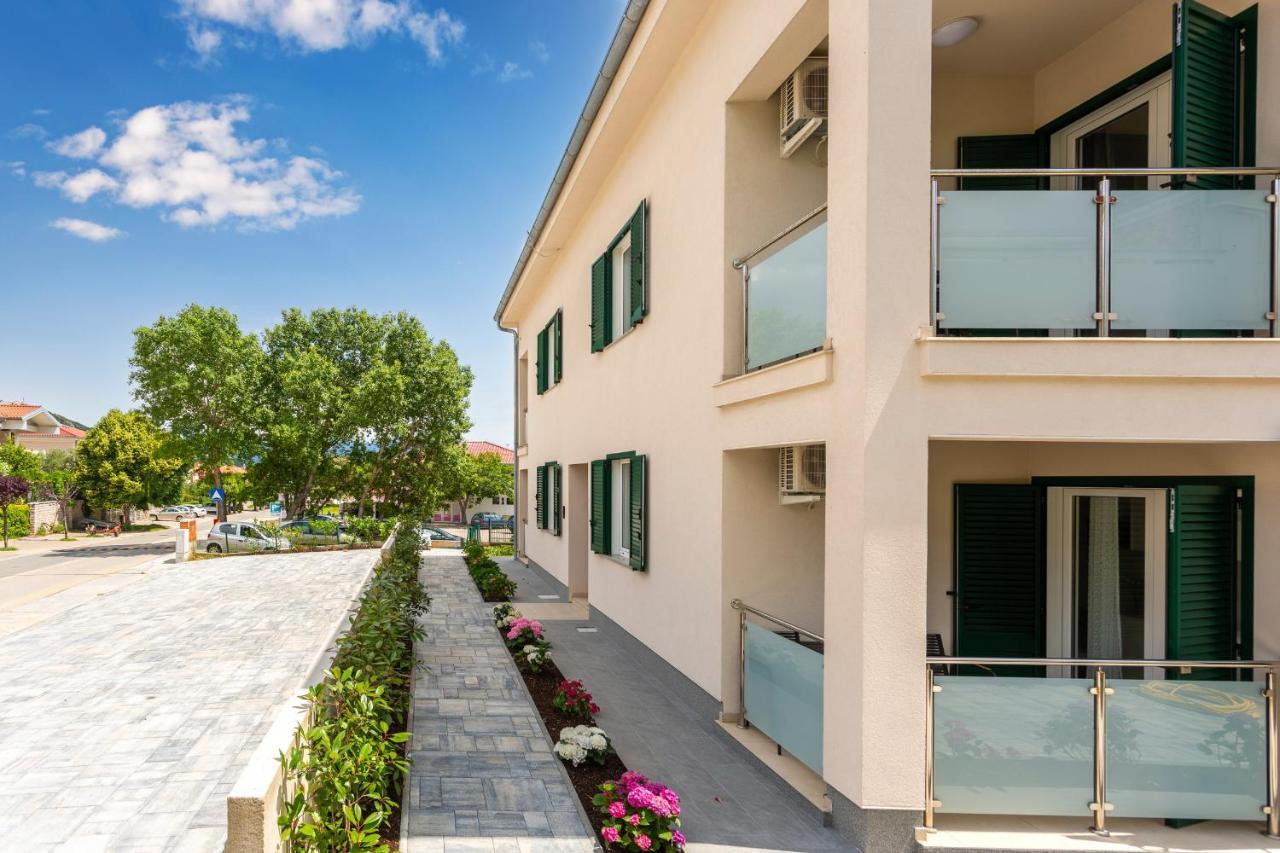 Divine Apartments Baska  Exterior photo